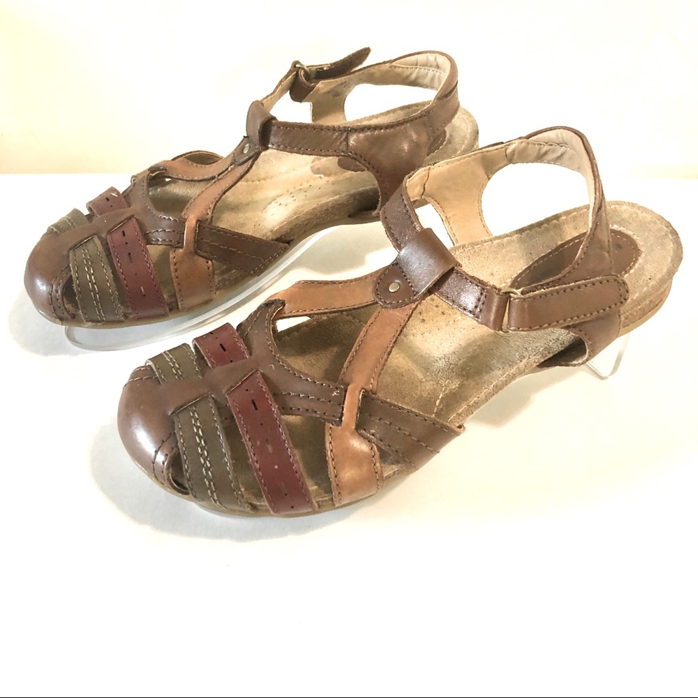 Earth Origins Tipper Comfortable Adjustable Strap Closure Round Toe Sandals Shoe